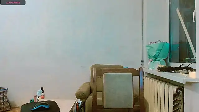 Snapshot of RosaJil chatting on February 23, 2025, 1:10 pm RosaJil online show from February 23, 2025, 1:10 pm