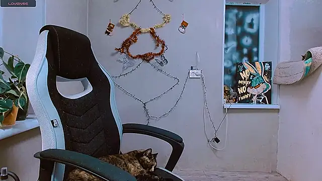 Snapshot of RosaJil chatting on December 19, 2025, 8:27 pm RosaJil online show from December 19, 2025, 8:27 pm