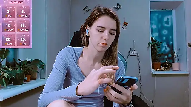 Snapshot of RosaJil chatting on December 21, 2025, 2:35 pm RosaJil online show from December 21, 2025, 2:35 pm