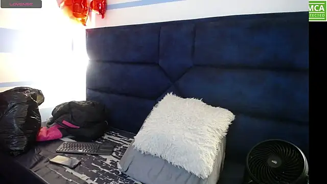 Natasha 699 online show from February 27, 2025, 7:58 pm