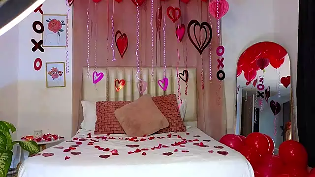 Snapshot of KristennBlue chatting on February 15, 2025, 2:26 am KristennBlue online show from February 15, 2025, 2:26 am