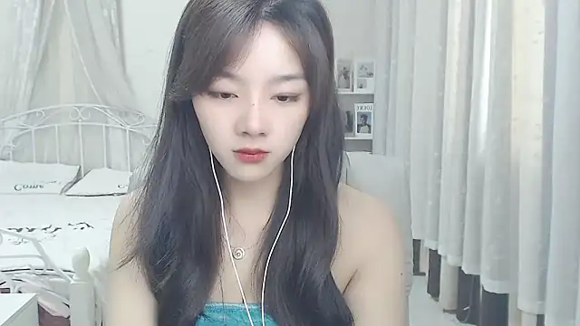 Snapshot of Jenny-Z chatting on April 20, 2026, 2:14 am Jenny-Z online show from April 20, 2026, 2:14 am