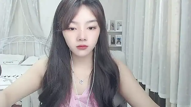 Snapshot of Jenny-Z chatting on April 22, 2026, 1:30 am Jenny-Z online show from April 22, 2026, 1:30 am