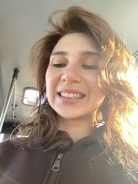 QuitieLia online show from March 14, 2026, 1:05 pm