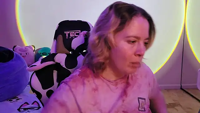 InternetFairy XO online show from February 26, 2025, 12:14 pm