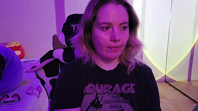 InternetFairy XO online show from October 19, 2025, 1:39 am