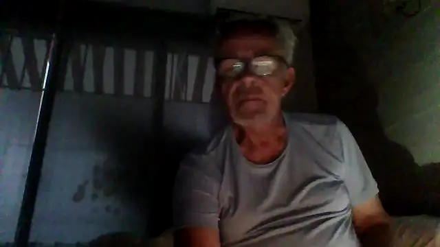 tuggy59 online show from November 13, 2025, 6:45 am