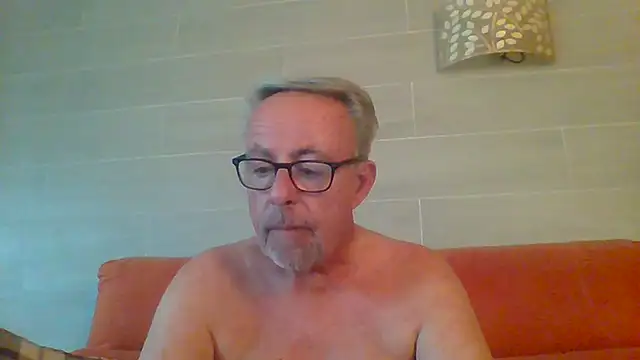 tuggy59 online show from July 20, 2026, 6:06 am