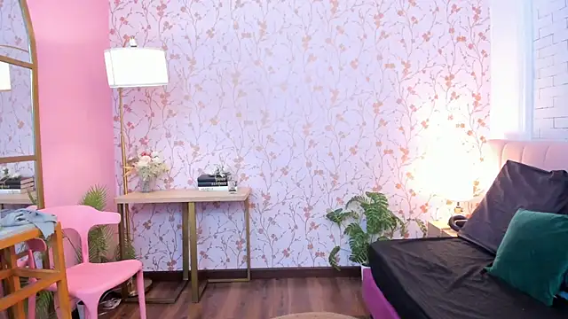 taylor bennet online show from April 19, 2026, 6:10 pm