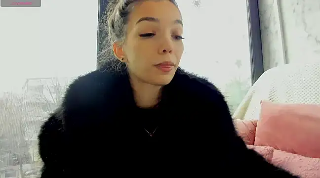 Sassy Teen online show from January 15, 2025, 10:27 am