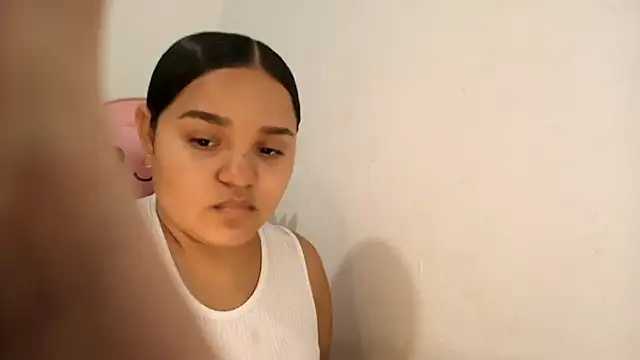 Snapshot of Charlotte-Chanell chatting on May 8, 2026, 1:11 am Charlotte-Chanell online show from May 8, 2026, 1:11 am