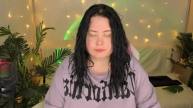 Akemi BBW online show from January 3, 2025, 9:15 pm