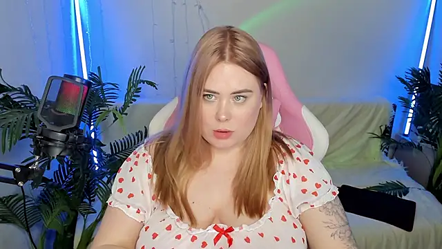 Akemi BBW online show from January 31, 2025, 1:33 am