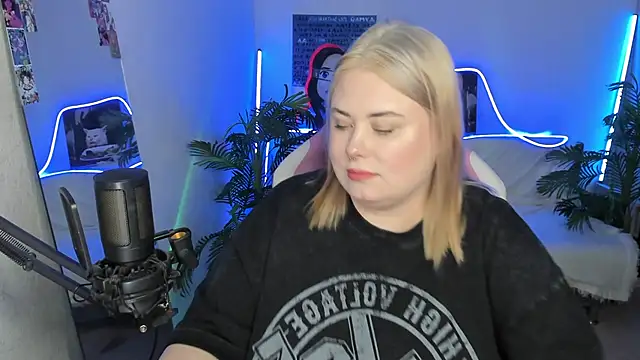 Akemi BBW online show from March 20, 2025, 10:51 pm