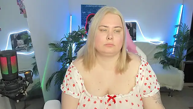 Akemi BBW online show from March 21, 2025, 6:07 pm