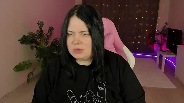 Akemi BBW online show from September 30, 2025, 5:18 pm