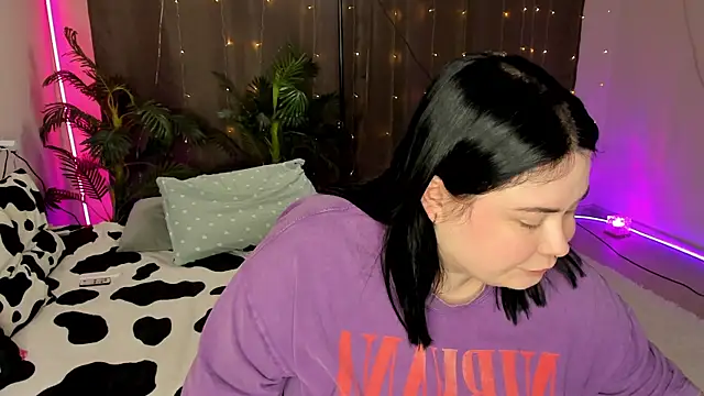 Akemi BBW online show from October 17, 2025, 6:43 pm