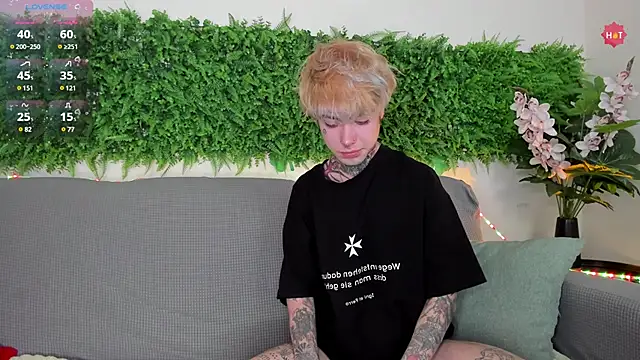 Snapshot of Hanako_Jentoru chatting on February 1, 2025, 3:18 pm Hanako Jentoru online show from February 1, 2025, 3:18 pm