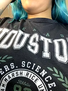 Snapshot of kaoticblue_ chatting on December 1, 2025, 10:15 pm kaoticblue online show from December 1, 2025, 10:15 pm