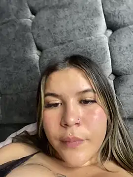 zoe adhara online show from March 14, 2025, 3:04 am