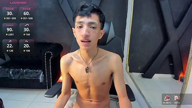 DereckCooperr online show from November 7, 2025, 11:05 pm