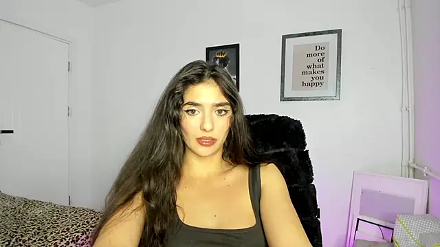 PortraitMarie online show from January 3, 2025, 7:18 pm