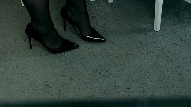 JudithCombs online show from January 15, 2025, 9:56 am