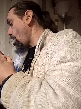 teekoine1 online show from February 1, 2025, 8:26 pm