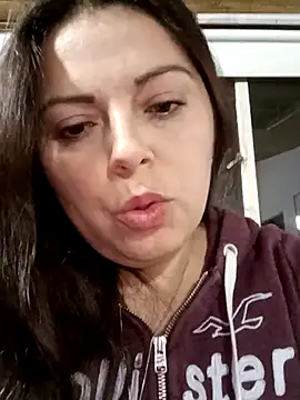 seherlatin online show from March 3, 2025, 2:04 am