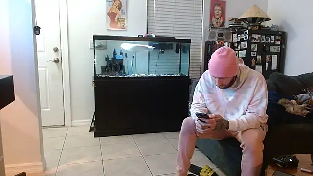 bobbybacala91 online show from January 9, 2025, 5:23 am