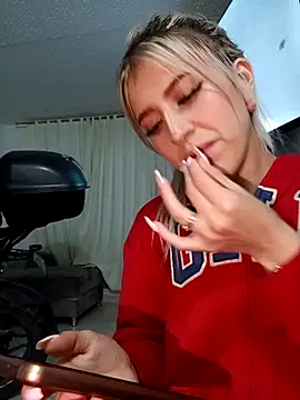 eva-2023 online show from February 26, 2025, 4:03 am