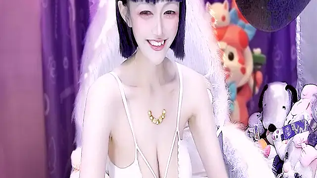 kumamon- online show from November 13, 2025, 3:55 pm