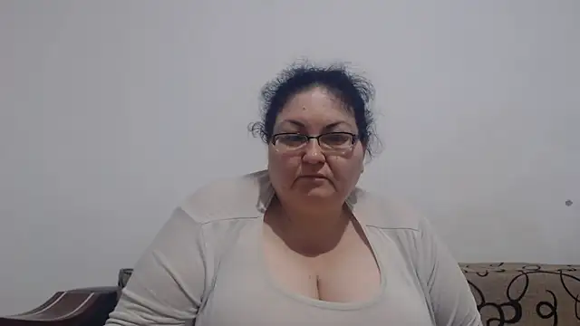 Snapshot of Nykyxo chatting on June 6, 2026, 1:27 pm Nykyxo online show from June 6, 2026, 1:27 pm