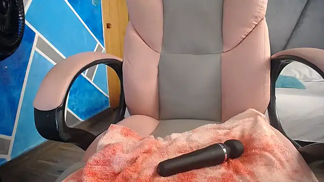 MeganMilF2 online show from February 24, 2025, 9:31 pm