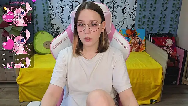 Sweet frosti online show from February 25, 2025, 2:14 am