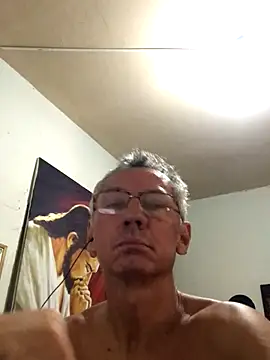 Snapshot of eleno1542 chatting on October 27, 2025, 11:14 am eleno1542 online show from October 27, 2025, 11:14 am