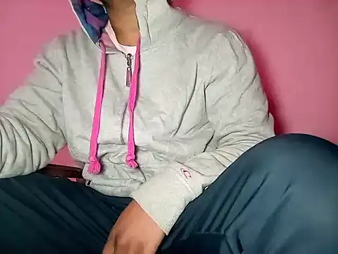 damsexy4 online show from February 8, 2025, 2:36 am