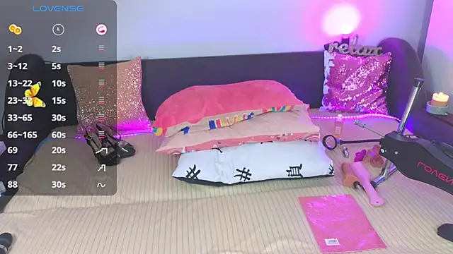 AlexaStoun online show from October 13, 2025, 1:55 pm