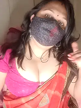 Snapshot of Love-priya chatting on December 16, 2025, 4:12 pm Love-priya online show from December 16, 2025, 4:12 pm