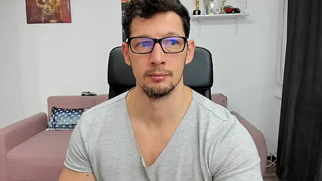 BrutusK08 online show from January 7, 2025, 8:03 am