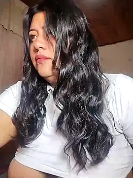 Snapshot of KATYGONZALEZ chatting on May 6, 2026, 10:20 am KATYGONZALEZ online show from May 6, 2026, 10:20 am
