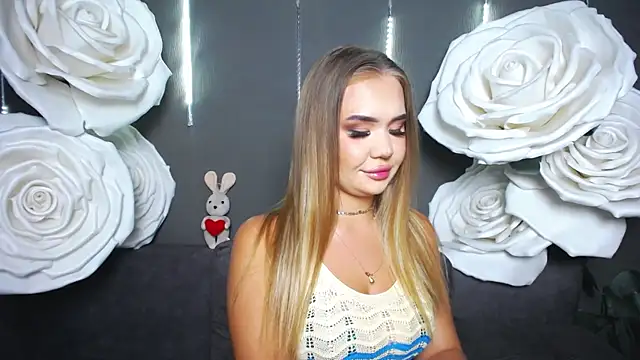 Snapshot of StacyYellig chatting on July 16, 2026, 8:59 pm StacyYellig online show from July 16, 2026, 8:59 pm