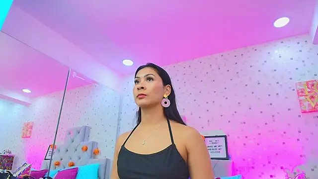 JulietaReyess online show from October 17, 2025, 11:46 am