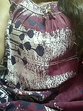 CUTE SOPHIA- online show from March 21, 2026, 12:21 pm