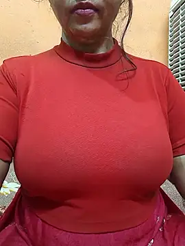 CUTE SOPHIA- online show from May 22, 2026, 3:02 am