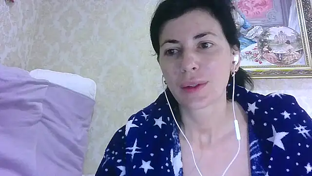 StunnigArt online show from June 4, 2026, 1:22 am
