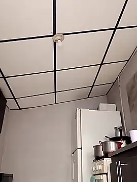 stefanie010 online show from December 5, 2024, 4:01 pm