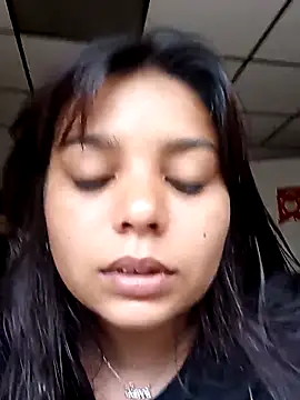 stefanie010 online show from January 20, 2025, 8:18 pm