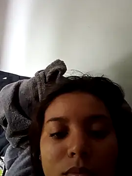 Snapshot of stefanie010 chatting on April 5, 2026, 2:58 pm stefanie010 online show from April 5, 2026, 2:58 pm