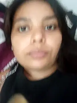 Snapshot of stefanie010 chatting on April 11, 2026, 7:51 pm stefanie010 online show from April 11, 2026, 7:51 pm
